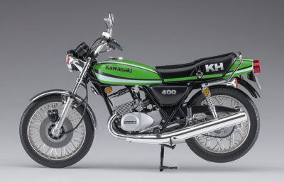 Model motorky 1:12 KAWASAKI KH400-A7