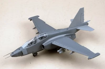 Plastikový model letounu 1:32 Suchoj Su-25