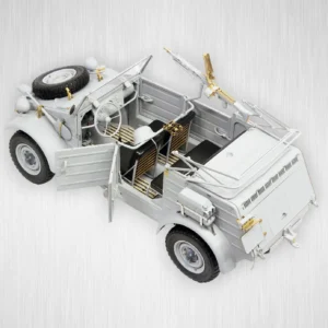 Plastikový model vojenského vozidla VW Typ 82 [1:9].