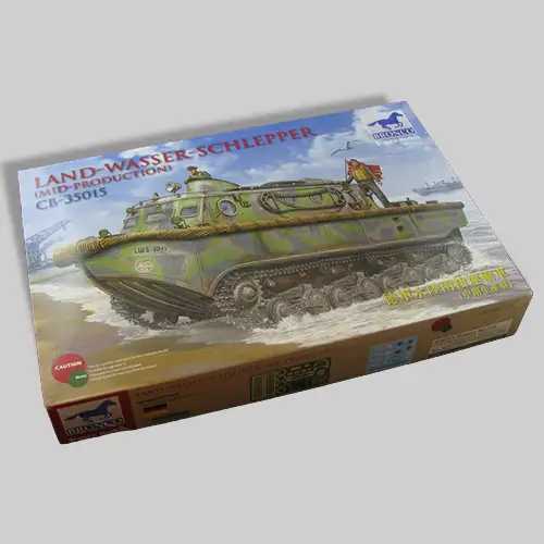 Model vojenskeho vozidla Landwasserschlepper (Middle Production)