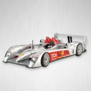 Plastikový model auta Audi R10 TDI v měřítku 1:24.
