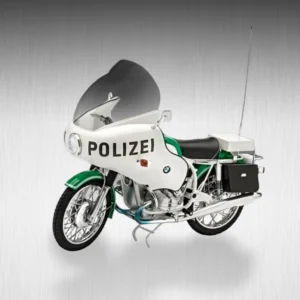 Plastikový model motocyklu BMW R60 v měřítku 1:8.