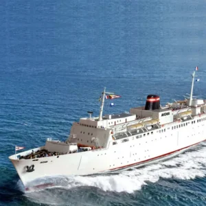 Plastikový model trajektu Avenir v měřítku 1:200